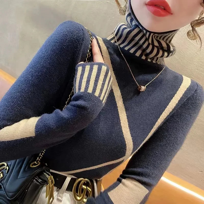 Minimalist Line Turtleneck Knit Top